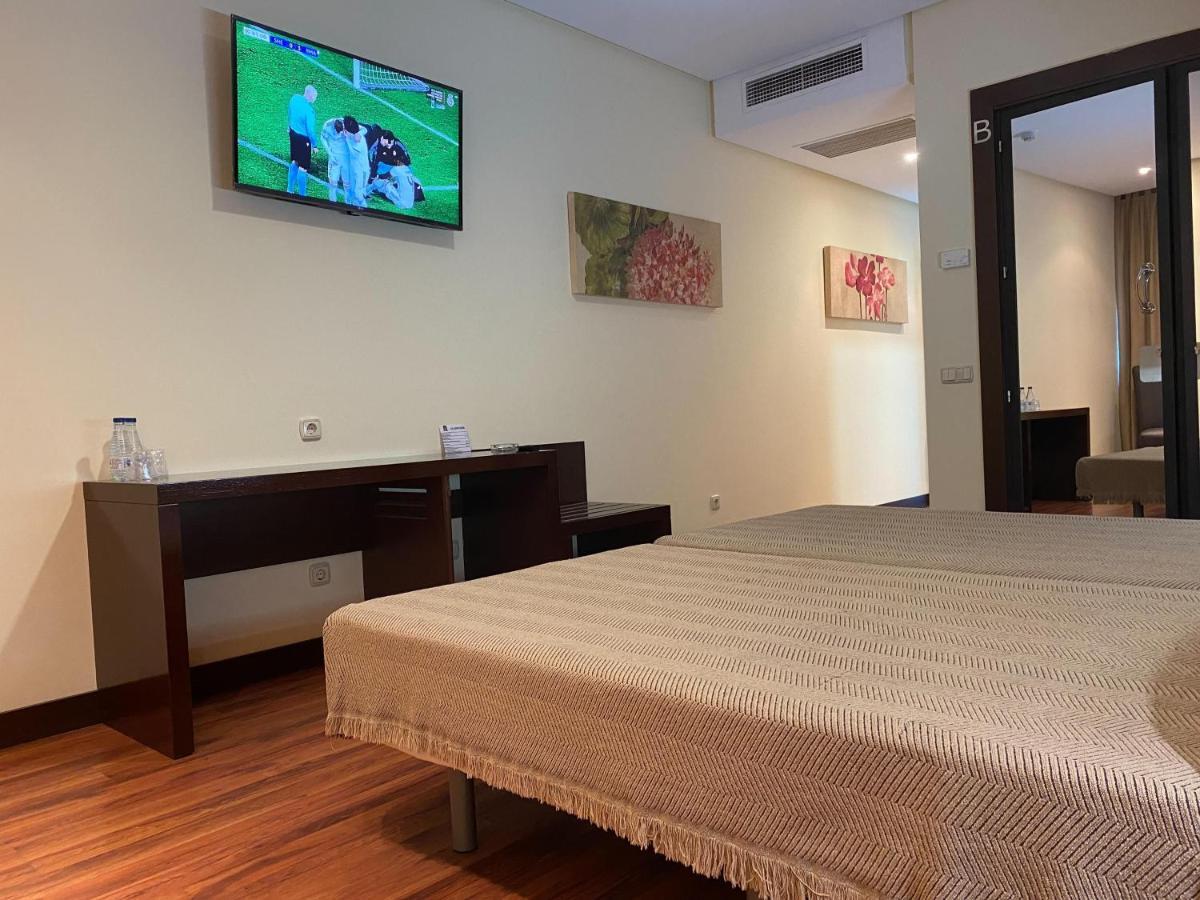 Hotel La Cantuena (Adults Only) Fuenlabrada Exteriör bild